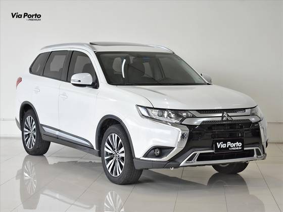 MITSUBISHI OUTLANDER 2.0 MIVEC GASOLINA HPE AUTOMÁTICO